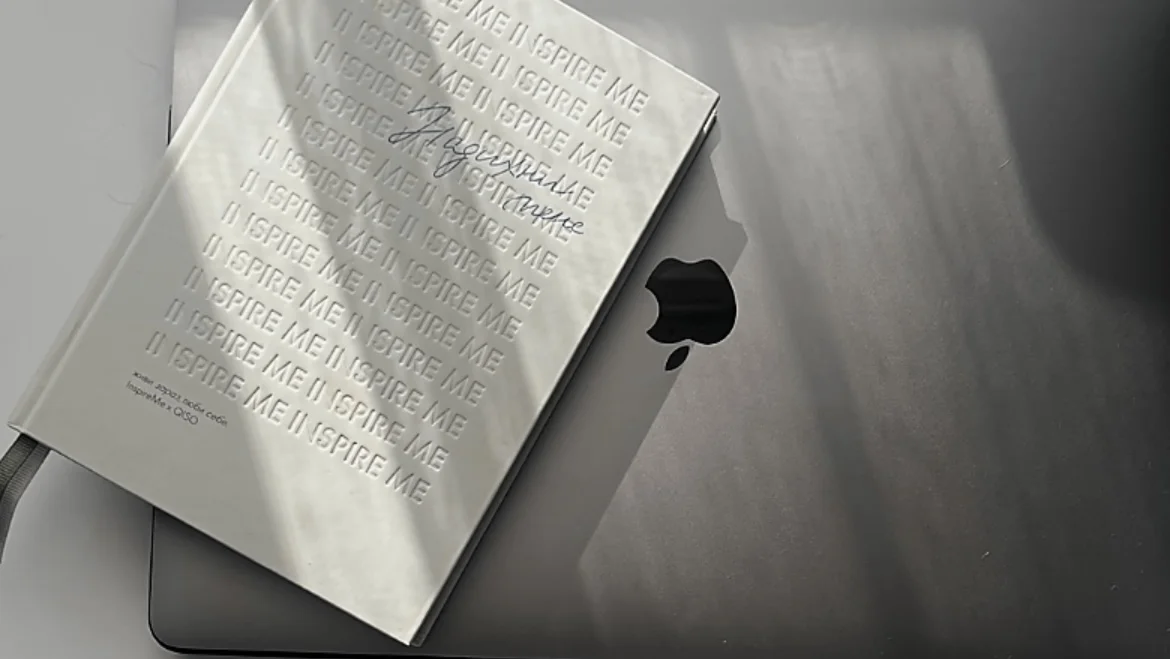 Photo Props: How to Create Atmosphere from What You Already Have at Home